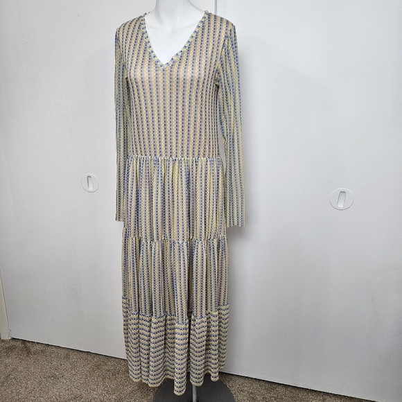 Rich & Royal Dress Mesh Dress - Picture 10 of 15